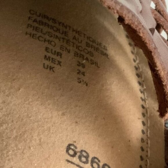 Predictions Brown Leather Woven Flats 7 Wide - Picture 9 of 10